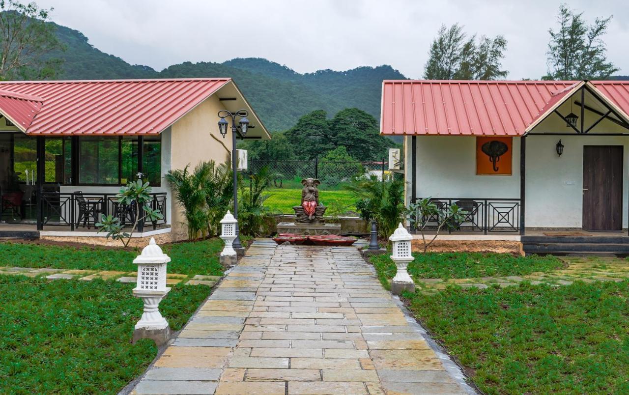 Ninad Homestays คาร์จัต ภายนอก รูปภาพ