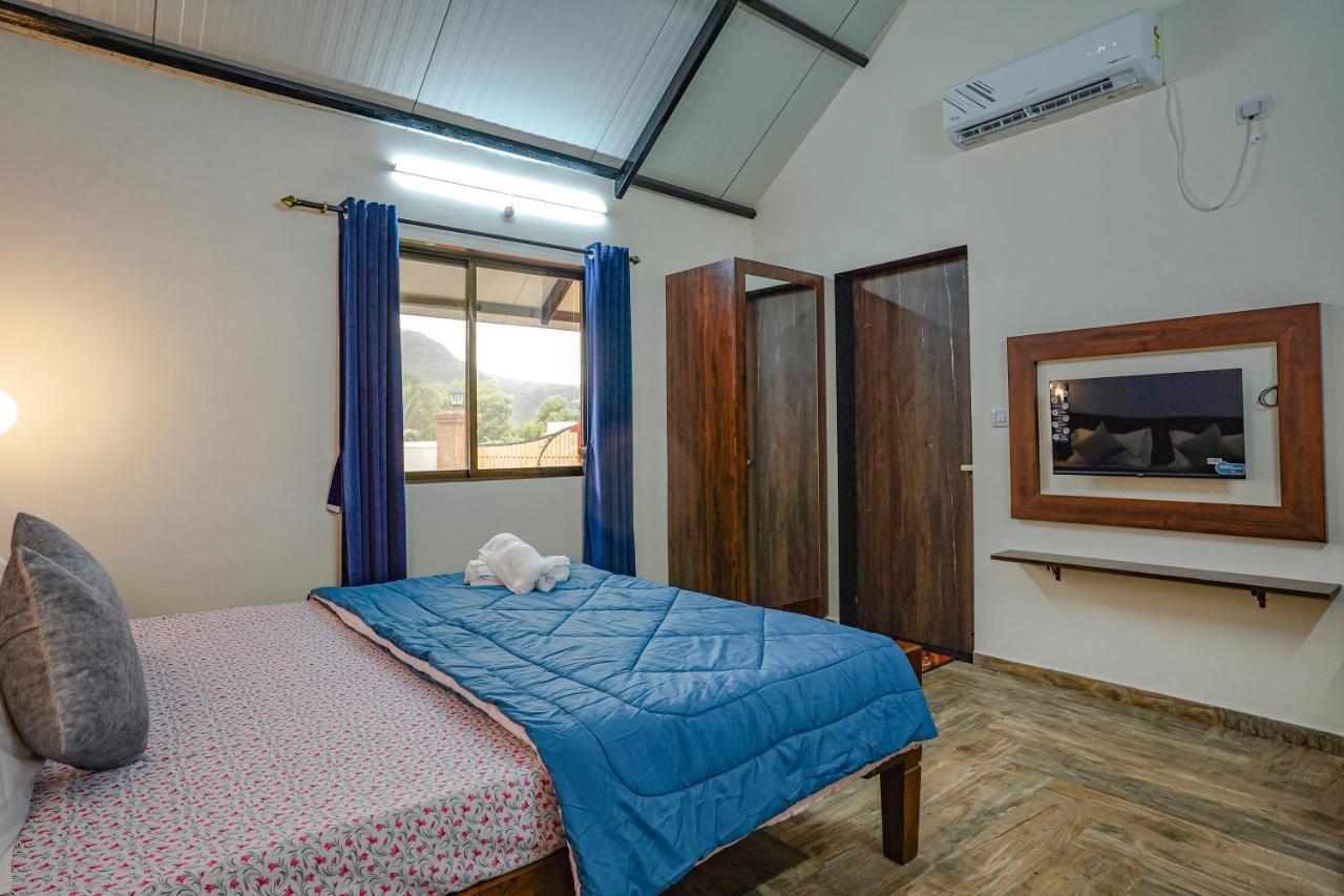 Ninad Homestays คาร์จัต ภายนอก รูปภาพ