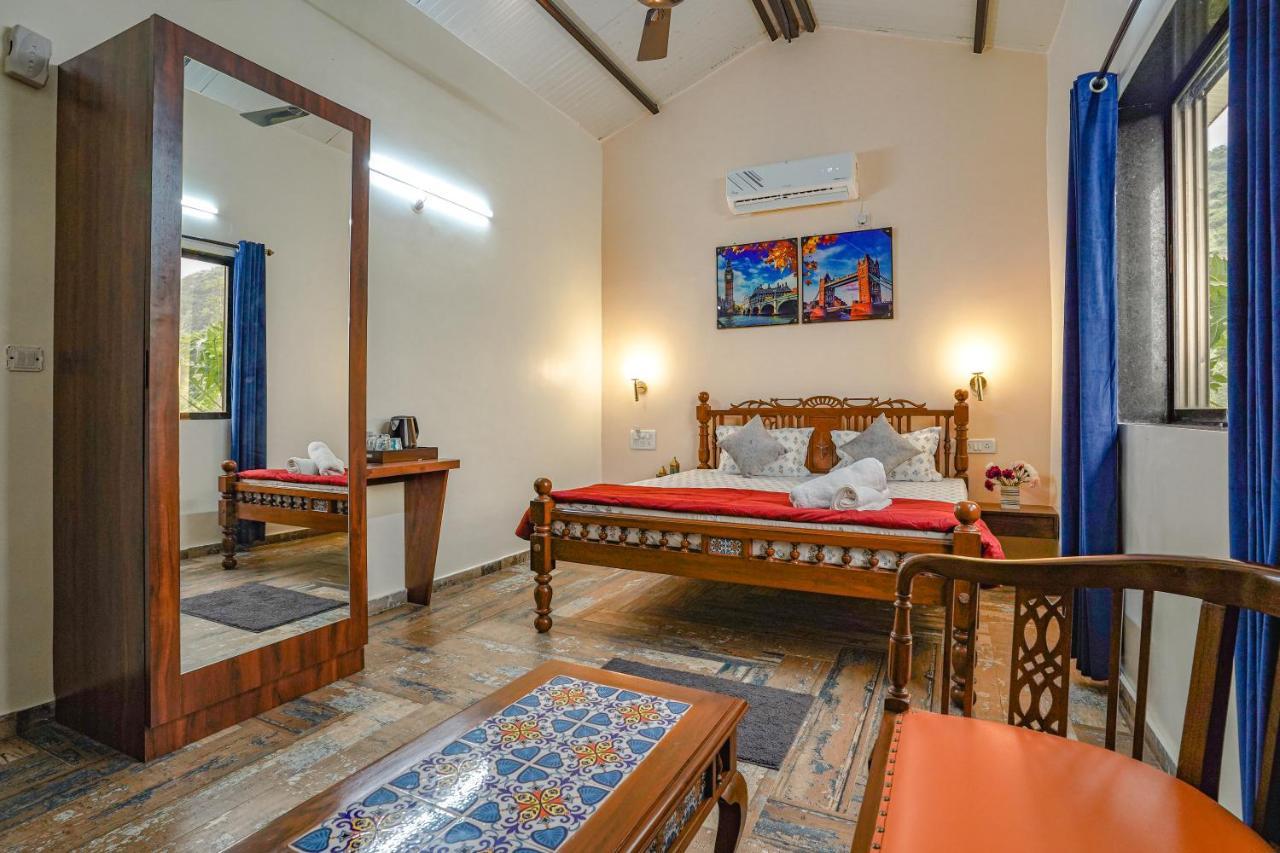 Ninad Homestays คาร์จัต ภายนอก รูปภาพ